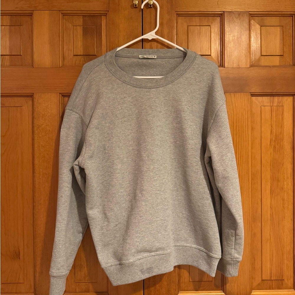 Zara Crewneck - Picture 2 of 4